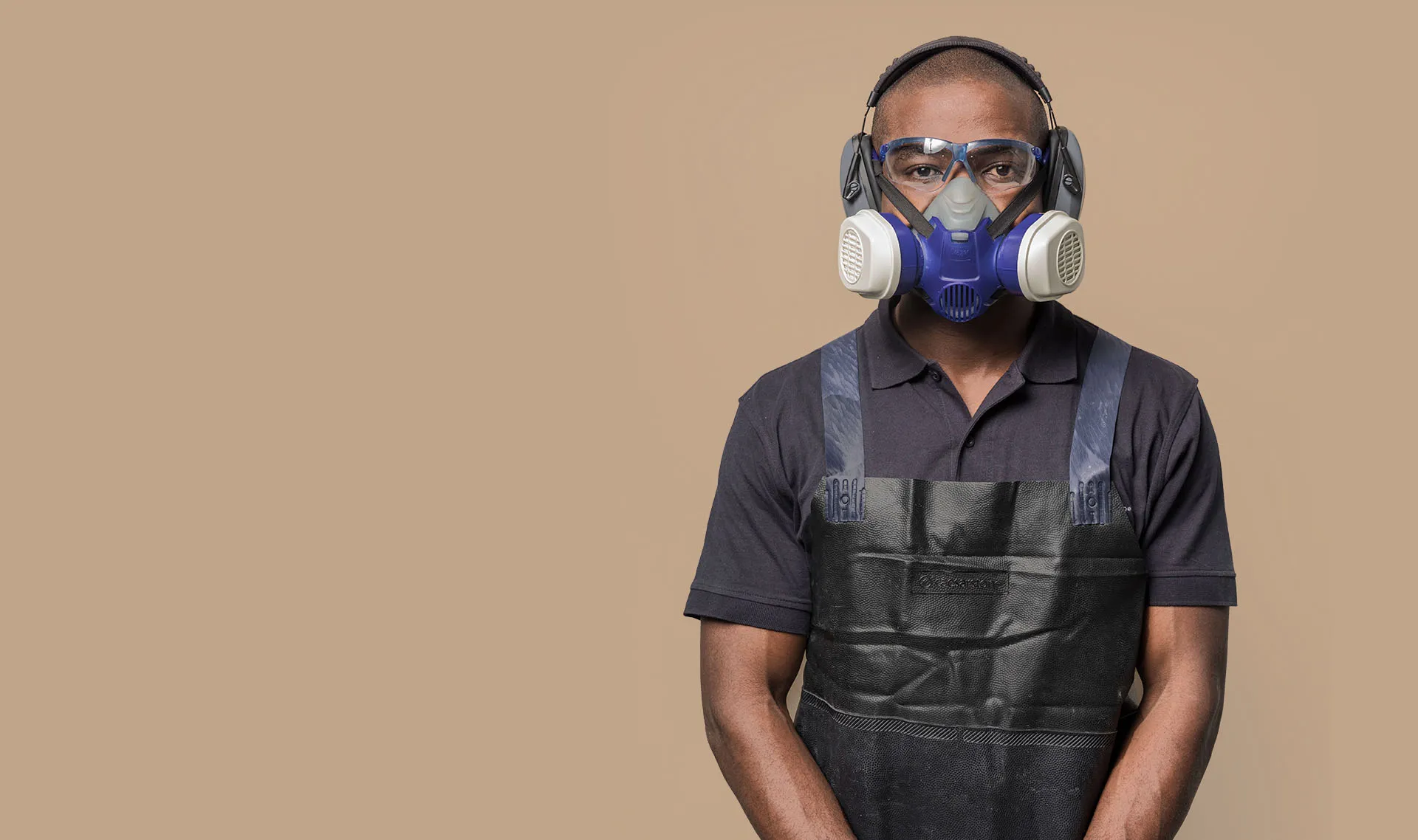 Caesarstone's Good Practice Guide cover of a fabricator with a protection mask